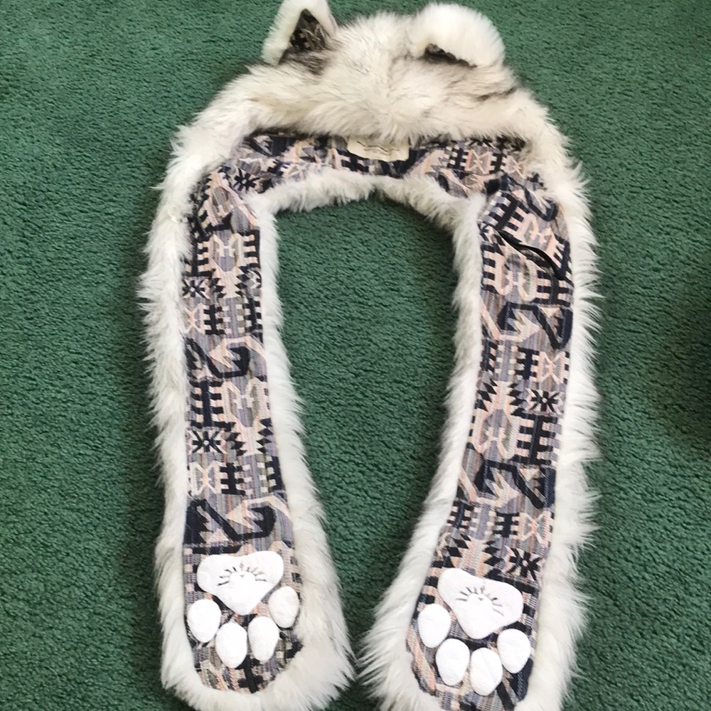 Husky Spirithood